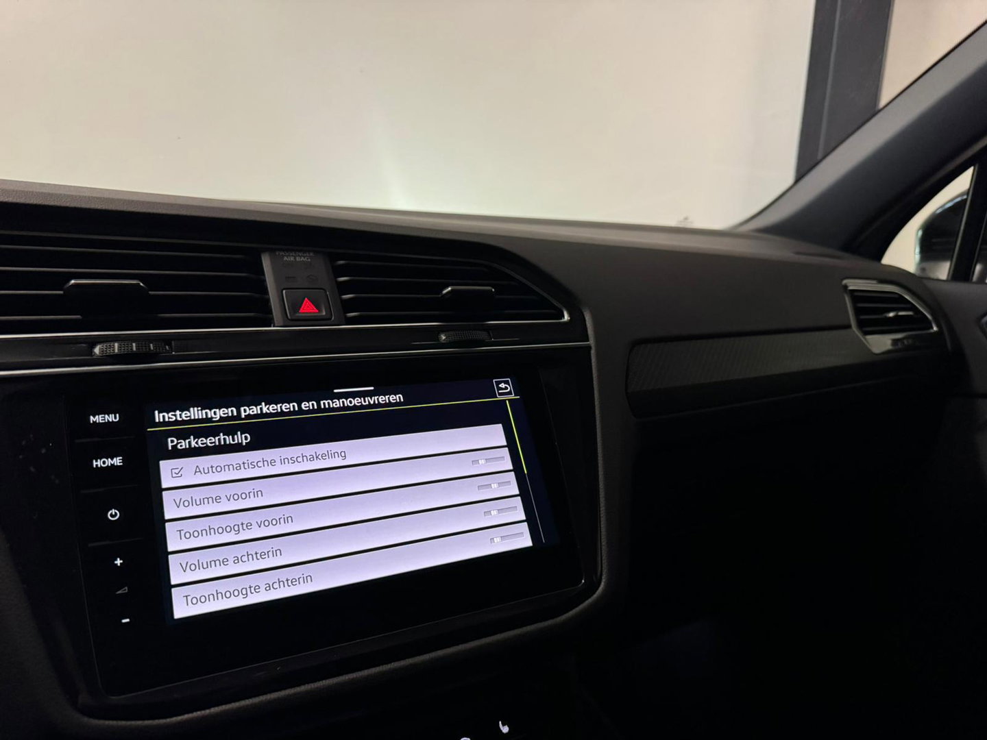 Volkswagen Tiguan 1.5 TSI R-Line PANO KEYLESS CAM