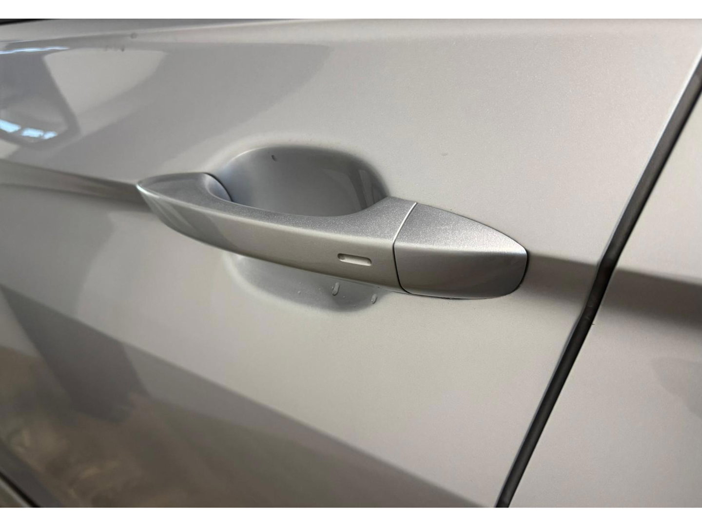 Volkswagen Tiguan 1.5 TSI R-Line PANO KEYLESS CAM