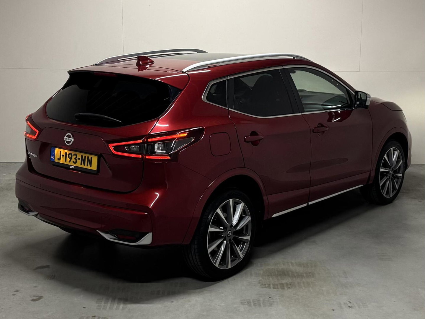 Nissan QASHQAI 1.3 DIG-T Tekna+ Pano Leer 360° CarPlay Trekh. NAP