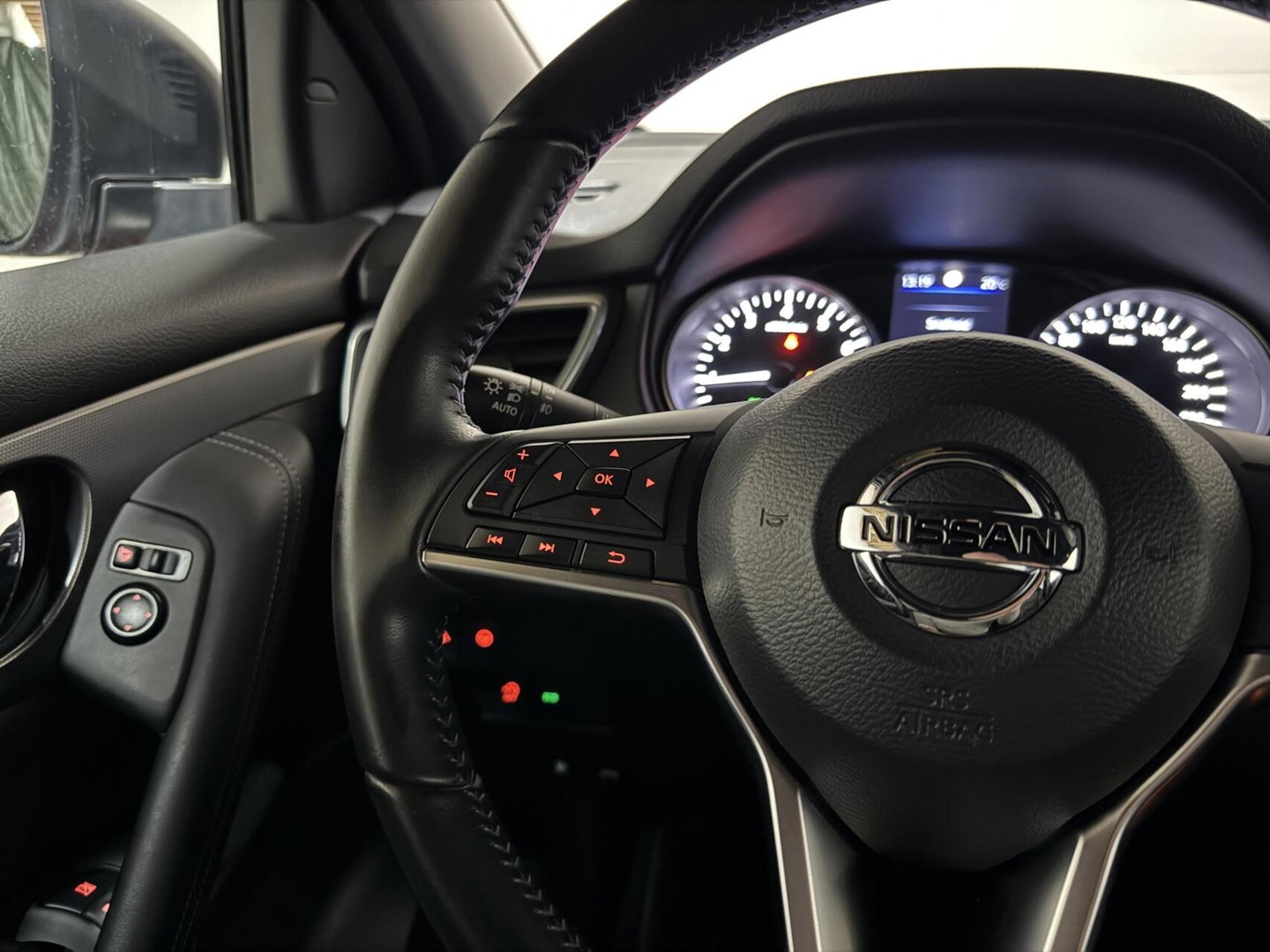 Nissan QASHQAI 1.3 DIG-T Tekna+ Pano Leer 360° CarPlay Trekh. NAP