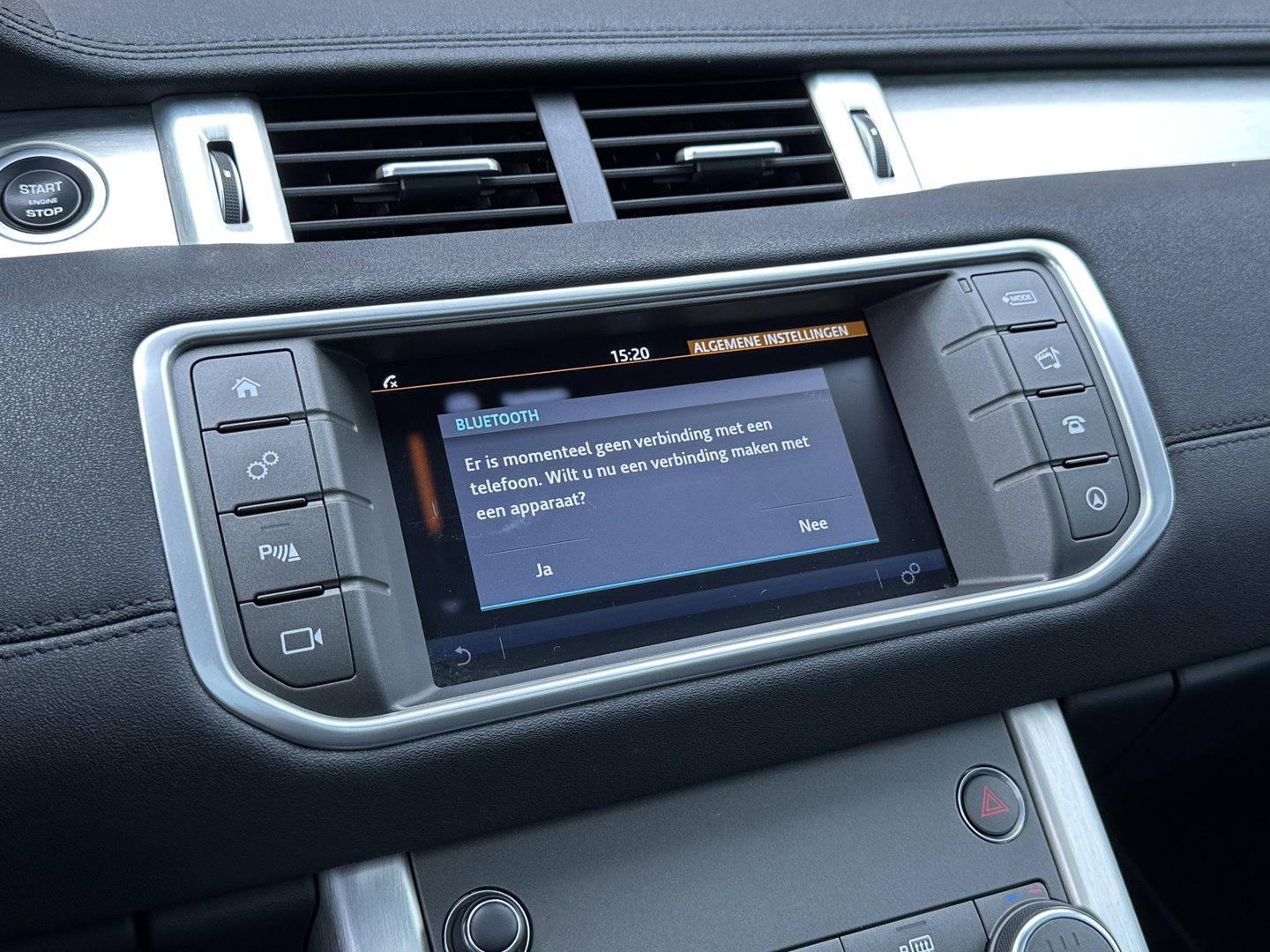 Land Rover Range Rover Evoque 2.0 Si4 Urban Series SE | Panoramadak | Cruise Control | Achteruitrijcamera | Parkeersensoren | Bluetooth | Elektrische Stoelen | Lane Assist | Keyless Go |