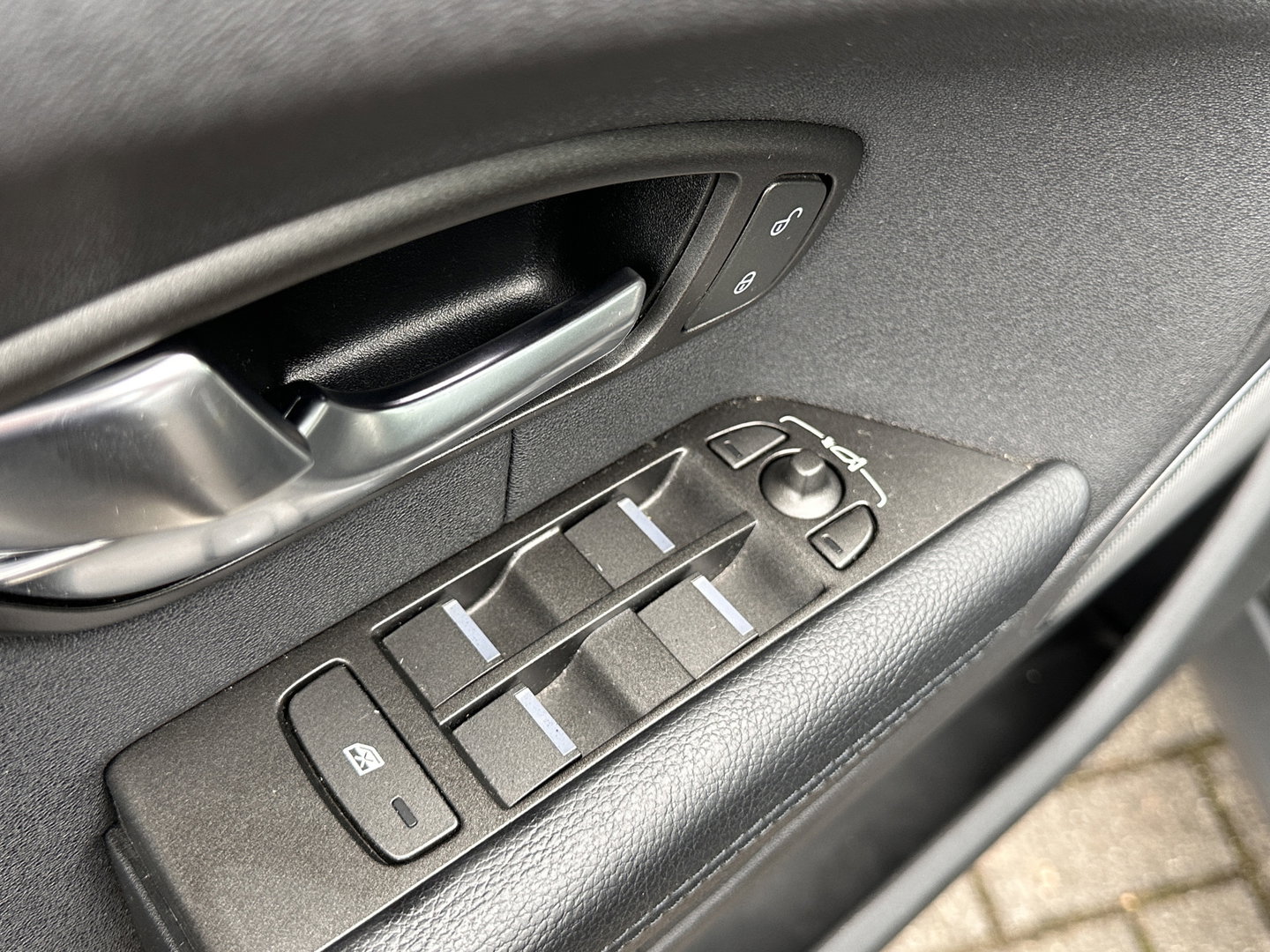 Land Rover Range Rover Evoque 2.0 Si4 Urban Series SE | Panoramadak | Cruise Control | Achteruitrijcamera | Parkeersensoren | Bluetooth | Elektrische Stoelen | Lane Assist | Keyless Go |