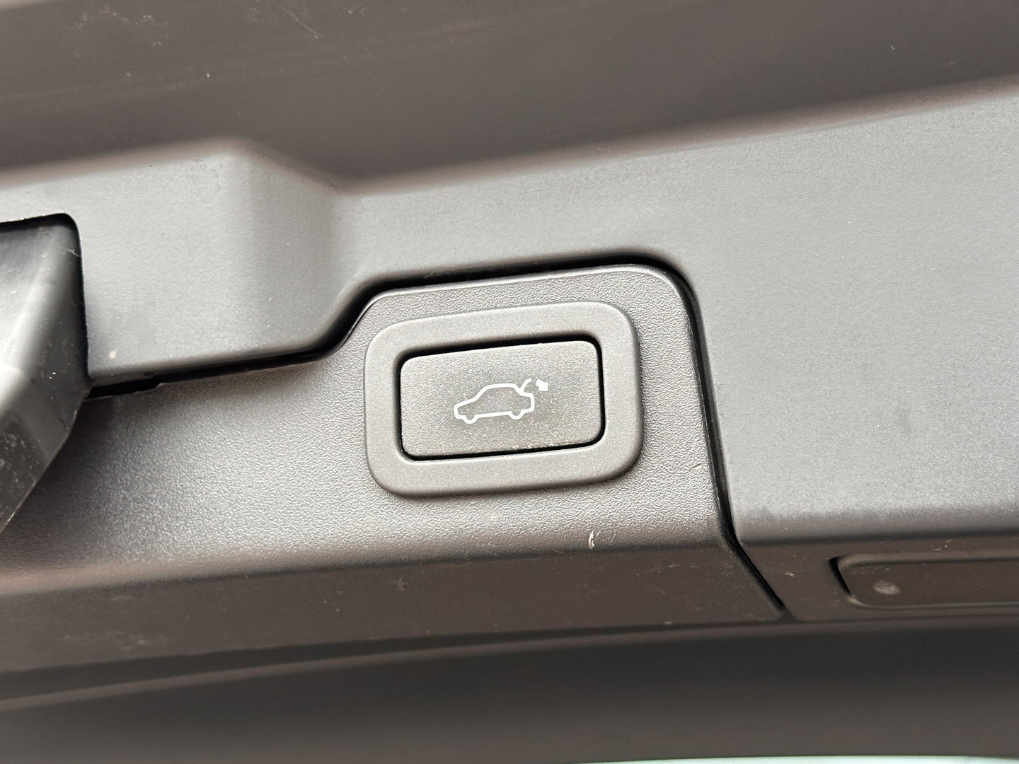 Land Rover Range Rover Evoque 2.0 Si4 Urban Series SE | Panoramadak | Cruise Control | Achteruitrijcamera | Parkeersensoren | Bluetooth | Elektrische Stoelen | Lane Assist | Keyless Go |