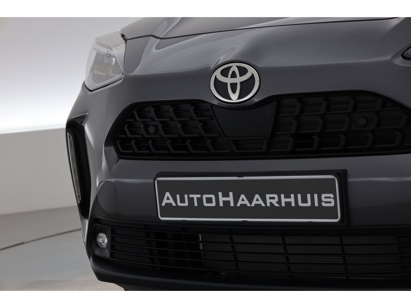 Toyota Yaris Cross 1.5 Hybrid Teamplayer 130pk | Winter pack | Safety pack | Navi | Adapt. Cruise | Camera | Keyless