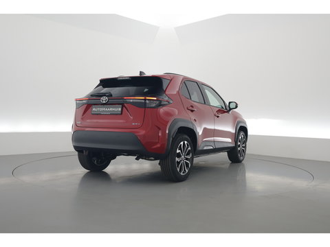 Toyota Yaris Cross 1.5 Hybrid 130 Teamplayer | Winter pakket | Safety pakket | Navi | Adapt. Cruise | Camera | Keyless