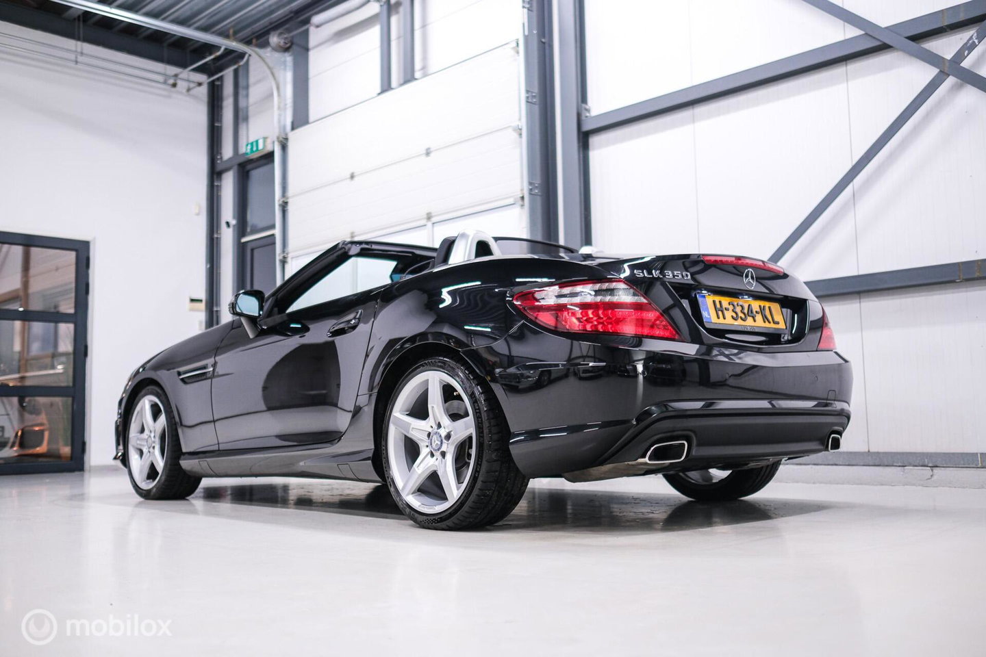Mercedes-Benz SLK 350 AMG Line 306 PK | Panorama | Airscarf | Sportonderstel | LED | Ambiance | Cruise | Navi | Zeer mooi |