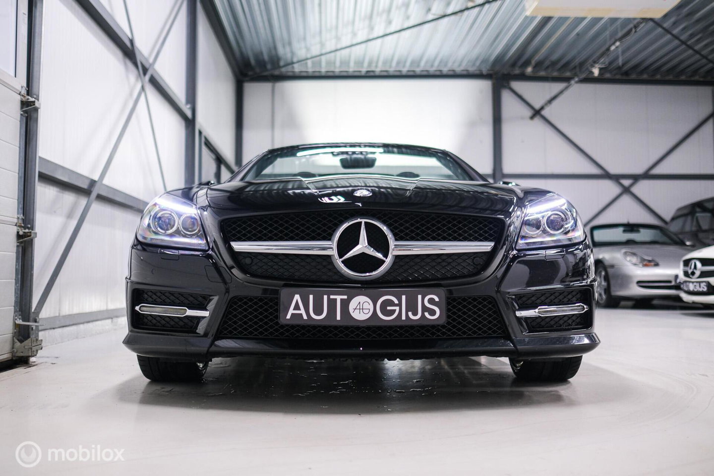 Mercedes-Benz SLK 350 AMG Line 306 PK | Panorama | Airscarf | Sportonderstel | LED | Ambiance | Cruise | Navi | Zeer mooi |