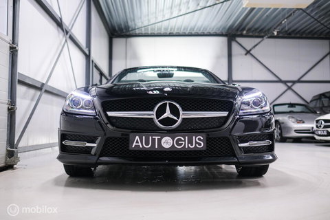 Mercedes-Benz SLK 350 AMG Line 306 PK | Panorama | Airscarf | Sportonderstel | LED | Ambiance | Cruise | Navi | Zeer mooi |