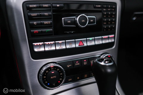 Mercedes-Benz SLK 350 AMG Line 306 PK | Panorama | Airscarf | Sportonderstel | LED | Ambiance | Cruise | Navi | Zeer mooi |