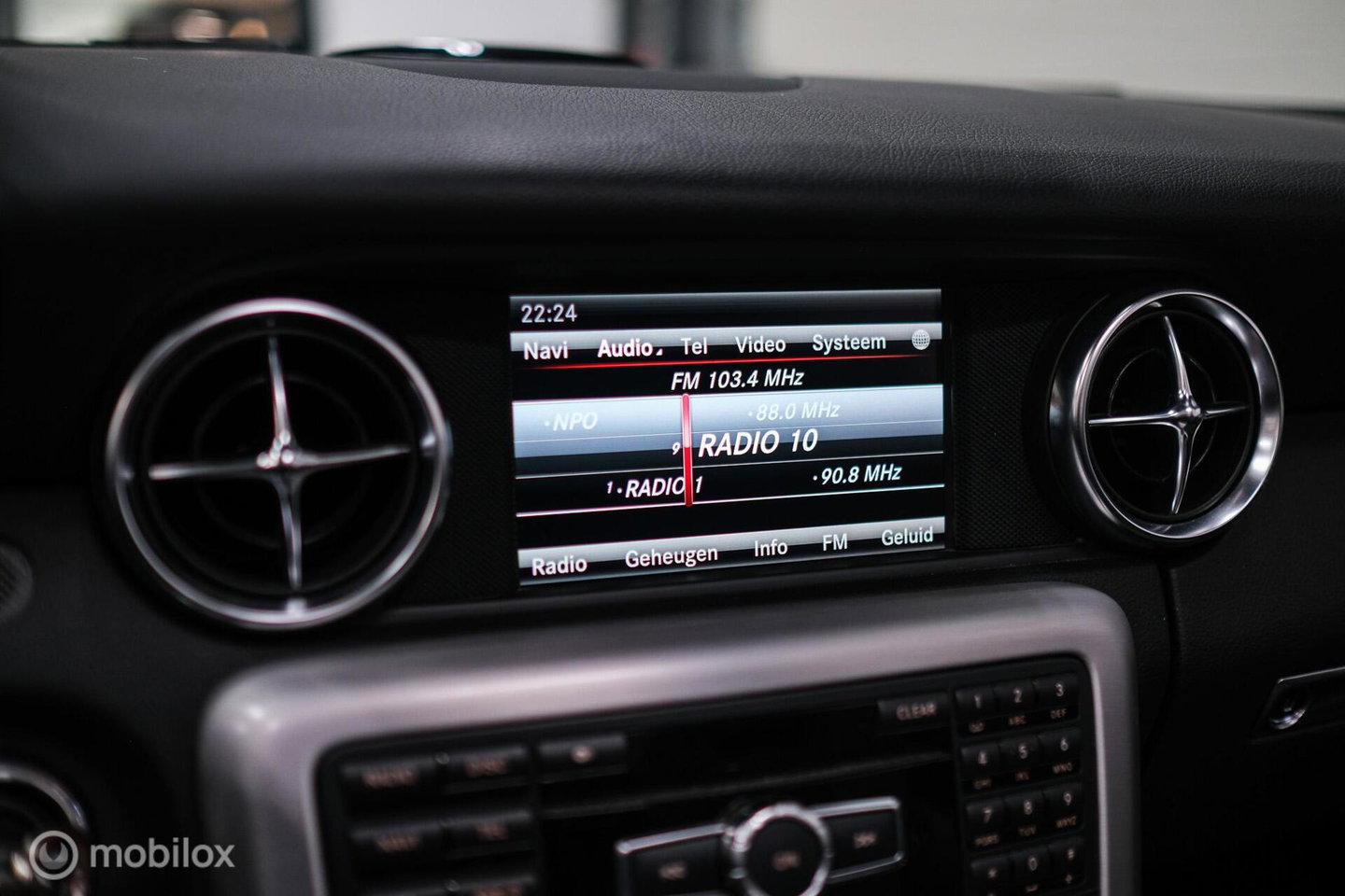 Mercedes-Benz SLK 350 AMG Line 306 PK | Panorama | Airscarf | Sportonderstel | LED | Ambiance | Cruise | Navi | Zeer mooi |