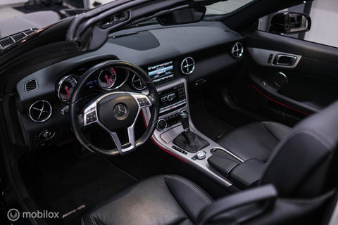 Mercedes-Benz SLK 350 AMG Line 306 PK | Panorama | Airscarf | Sportonderstel | LED | Ambiance | Cruise | Navi | Zeer mooi |