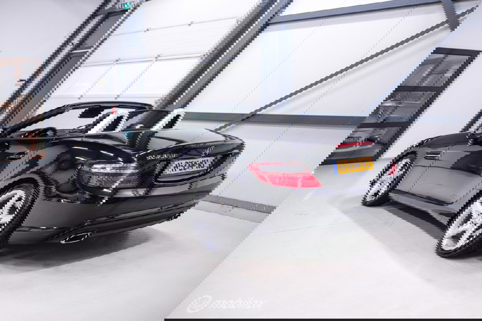 Mercedes-Benz SLK 350 AMG Line 306 PK | Panorama | Airscarf | Sportonderstel | LED | Ambiance | Cruise | Navi | Zeer mooi |