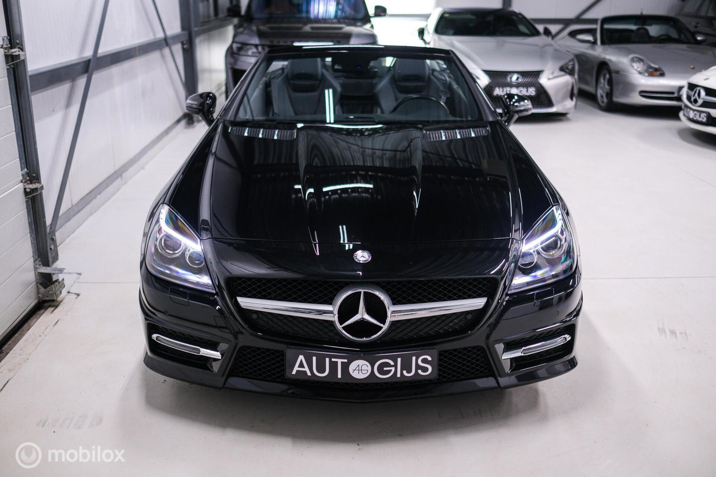 Mercedes-Benz SLK 350 AMG Line 306 PK | Panorama | Airscarf | Sportonderstel | LED | Ambiance | Cruise | Navi | Zeer mooi |