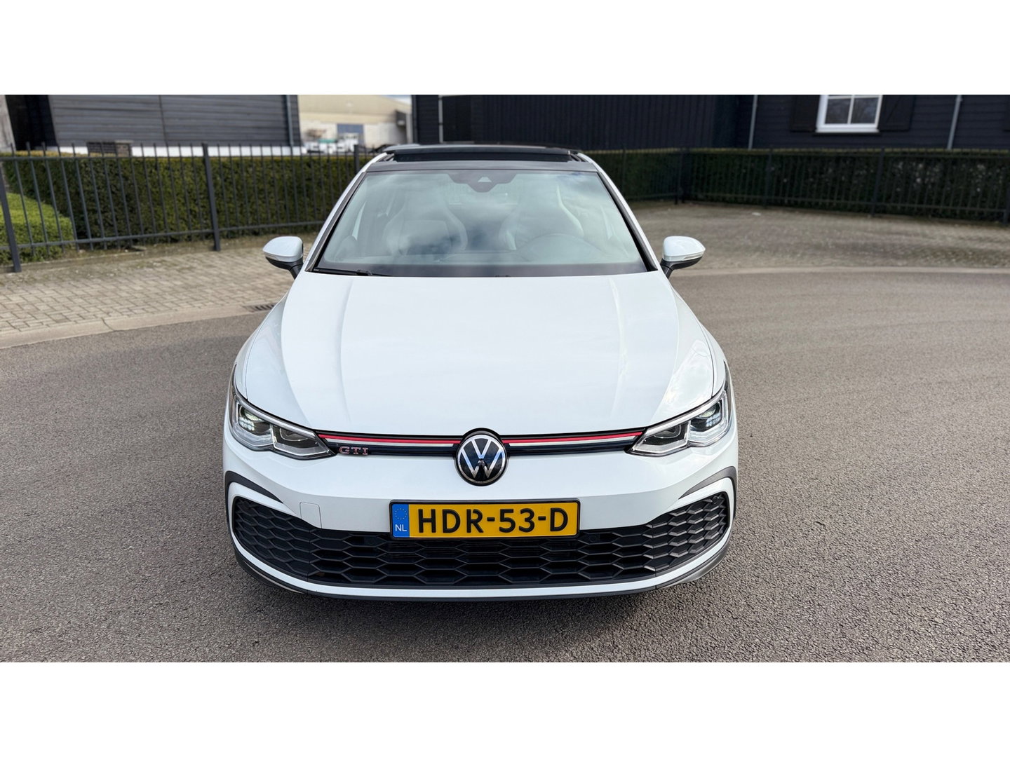 Volkswagen Golf 2.0 TSI GTI Panoramadak Leer Stoelverwarming/Verkoeling Camera Keyless entry