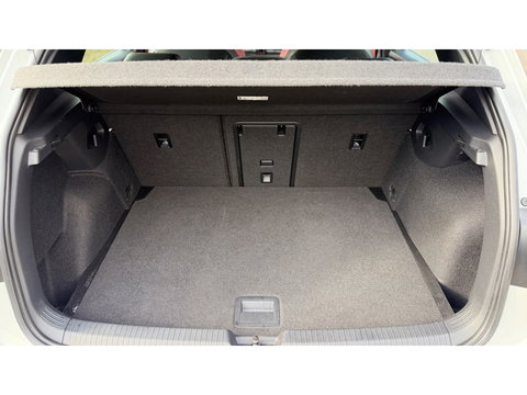 Volkswagen Golf 2.0 TSI GTI Panoramadak Leer Stoelverwarming/Verkoeling Camera Keyless entry