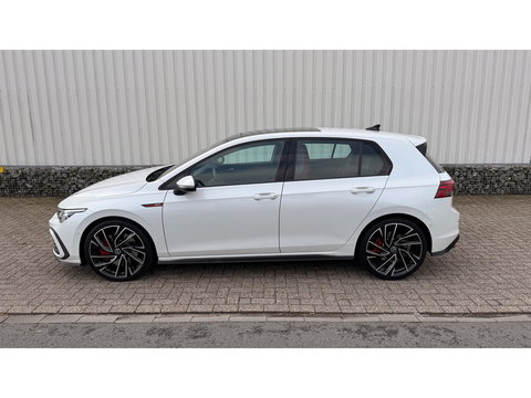 Volkswagen Golf 2.0 TSI GTI Panoramadak Leer Stoelverwarming/Verkoeling Camera Keyless entry