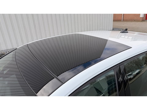 Volkswagen Golf 2.0 TSI GTI Panoramadak Leer Stoelverwarming/Verkoeling Camera Keyless entry