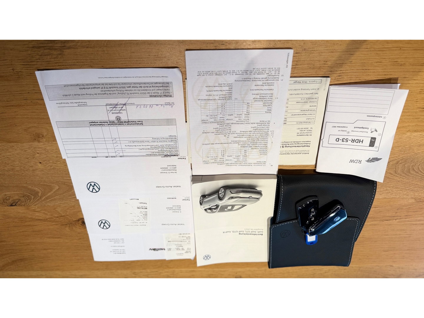 Volkswagen Golf 2.0 TSI GTI Panoramadak Leer Stoelverwarming/Verkoeling Camera Keyless entry