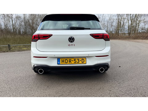 Volkswagen Golf 2.0 TSI GTI Panoramadak Leer Stoelverwarming/Verkoeling Camera Keyless entry