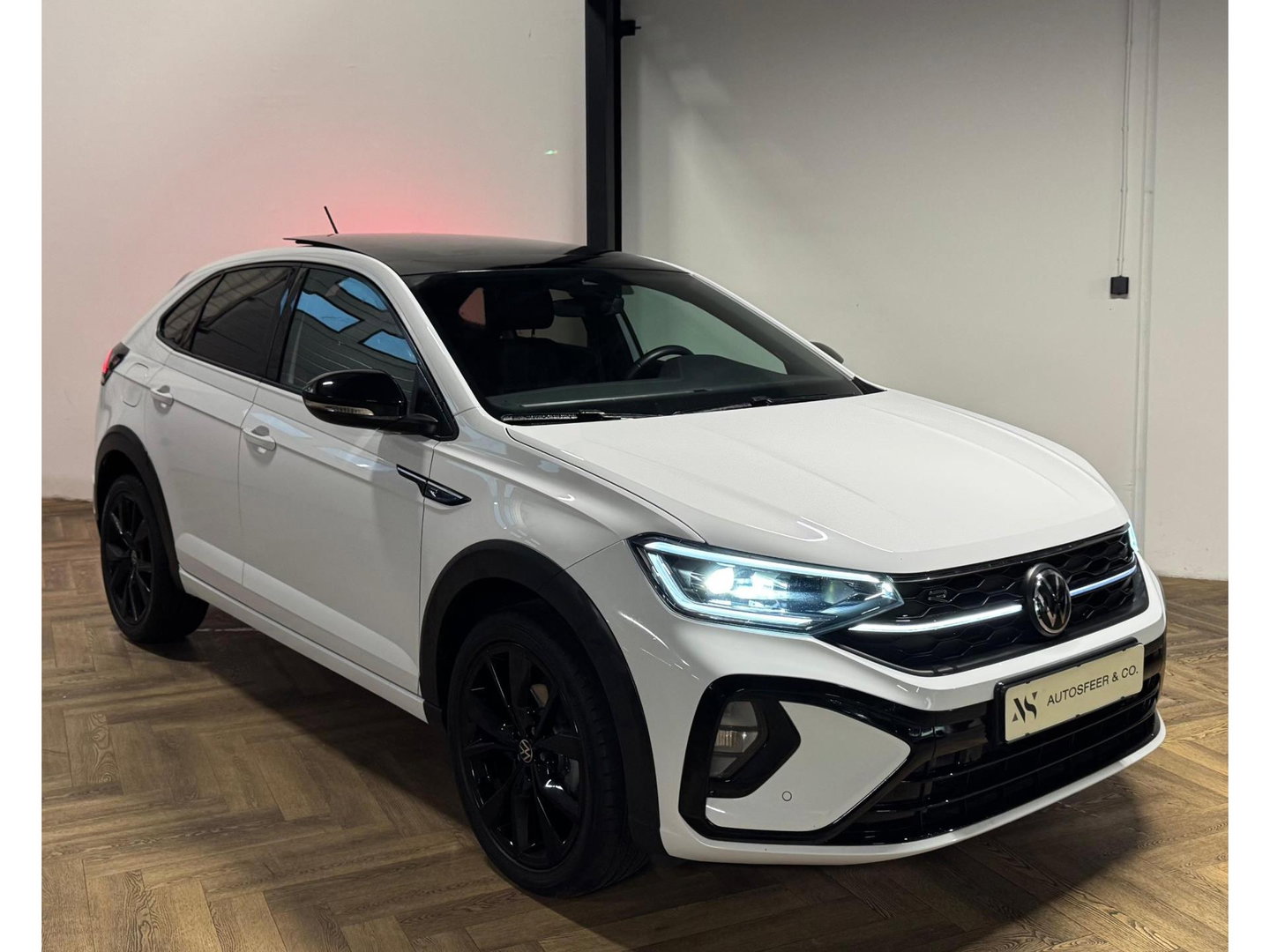 Volkswagen Taigo 1.5 TSI R-Line BEATS PANO KEYLESS'