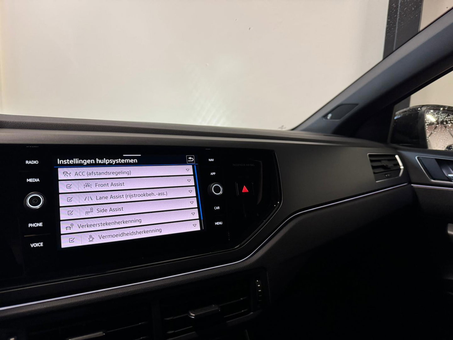 Volkswagen Taigo 1.5 TSI R-Line BEATS PANO KEYLESS'