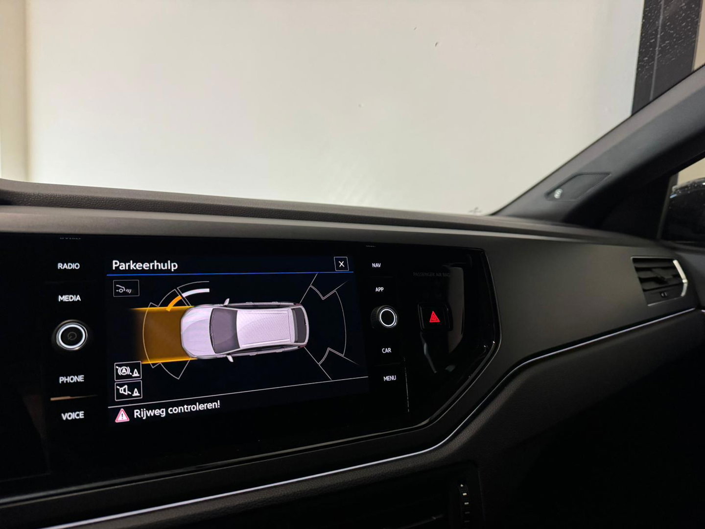 Volkswagen Taigo 1.5 TSI R-Line BEATS PANO KEYLESS'