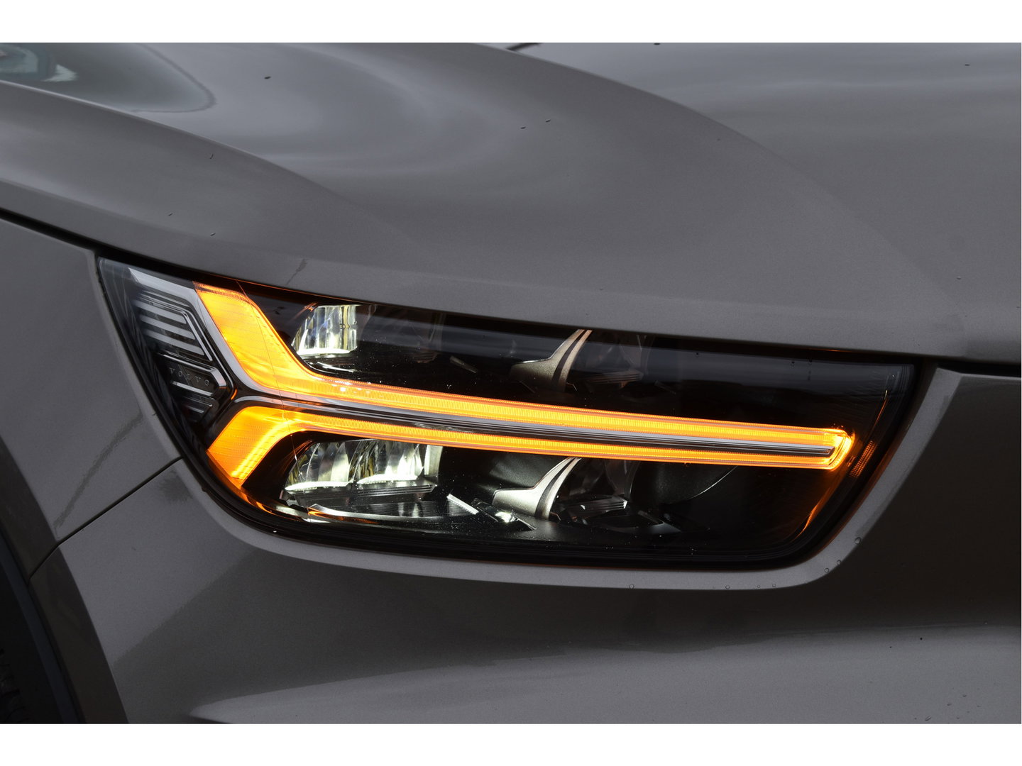 Volvo XC40 1.5 T5 262 pk Recharge Inscription | NL-Auto | Pano.dak | Harman/Kardon | Keyless | 360 gr.camera | Elektr.stoelen | Full LED