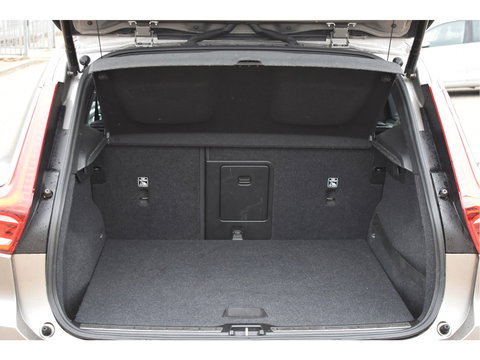 Volvo XC40 1.5 T5 262 pk Recharge Inscription | NL-Auto | Pano.dak | Harman/Kardon | Keyless | 360 gr.camera | Elektr.stoelen | Full LED