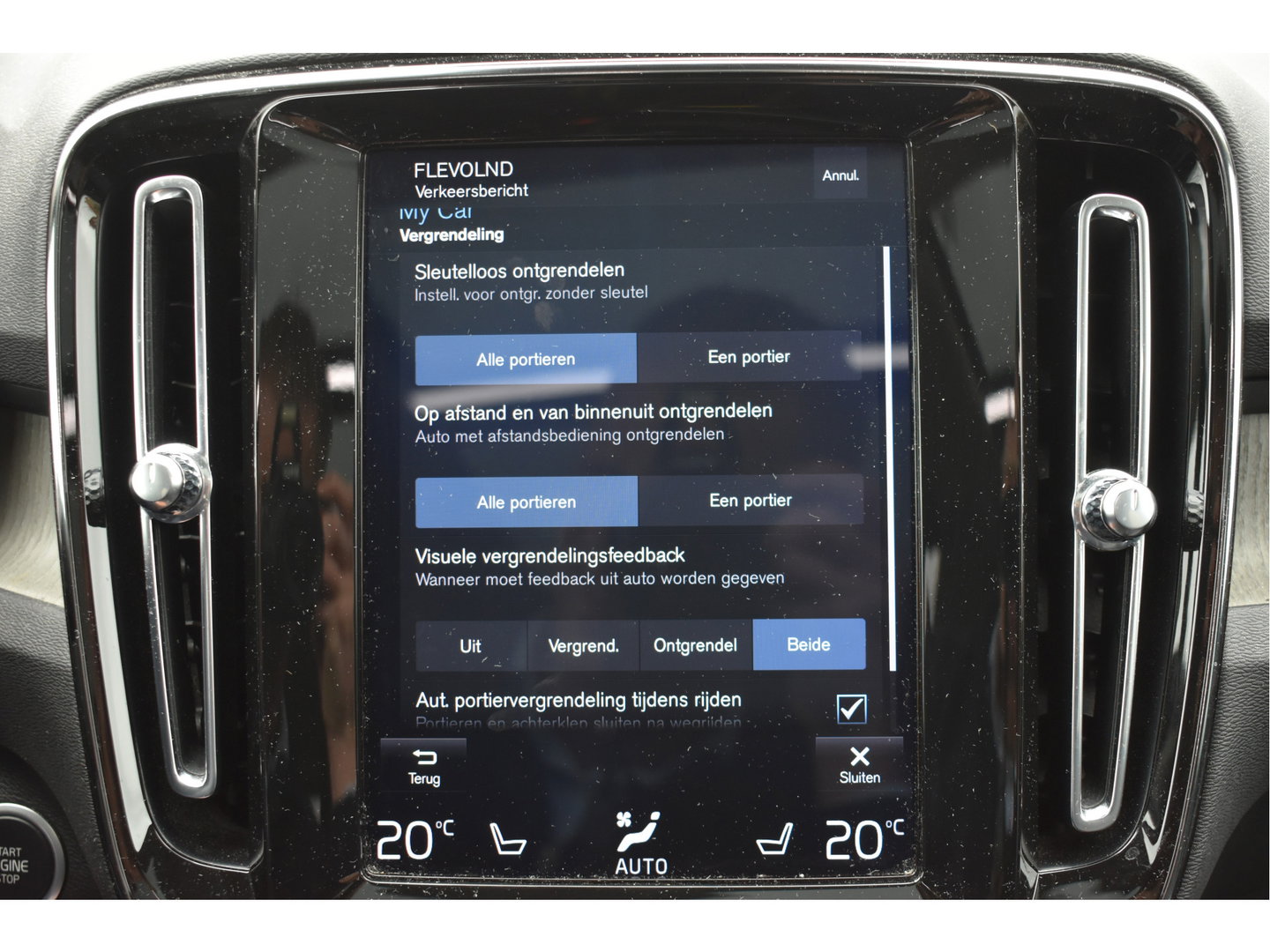 Volvo XC40 1.5 T5 262 pk Recharge Inscription | NL-Auto | Pano.dak | Harman/Kardon | Keyless | 360 gr.camera | Elektr.stoelen | Full LED