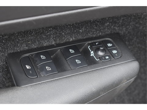 Volvo XC40 1.5 T5 262 pk Recharge Inscription | NL-Auto | Pano.dak | Harman/Kardon | Keyless | 360 gr.camera | Elektr.stoelen | Full LED