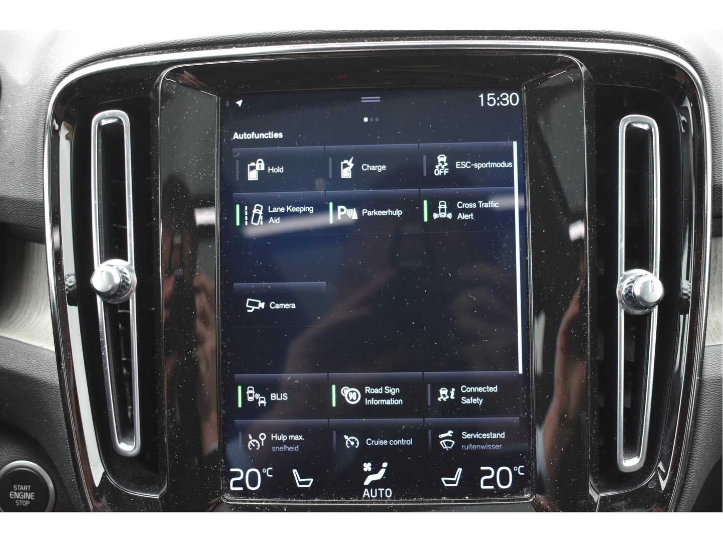 Volvo XC40 1.5 T5 262 pk Recharge Inscription | NL-Auto | Pano.dak | Harman/Kardon | Keyless | 360 gr.camera | Elektr.stoelen | Full LED