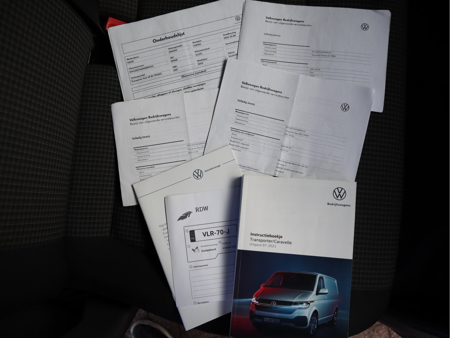 Volkswagen Transporter 2.0 TDI 111pk Euro 6 - Lang L2 - Trekhaak - Cruise - 3 Zits