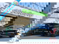 Jaguar F-PACE - 5.0 V8 S/C AWD SVR | UNIEK! | DEALER OND | HUD | 360 | STOELKOELING | ELEK TREKHAAK | MERIDIAN |