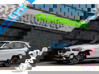 BMW X1 - sDrive20i Executive Edition | NAP! | DEALER.OND | PANO | HUD | TREKHAAK | STOELVERWARMING |