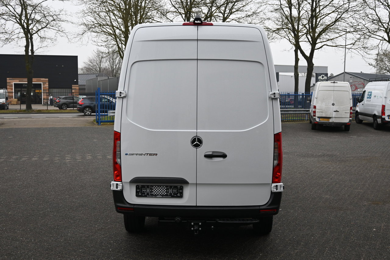 Mercedes-Benz eSprinter