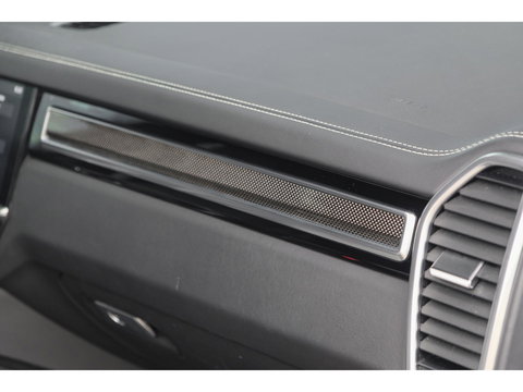 Porsche Cayenne Coupé 3.0 E-Hybrid 462PK Krijtgrijs SportDesign Burmester Luchtvering *SOH 92%* Lightweight Package Carbon Dak 4-wielsturing NLauto