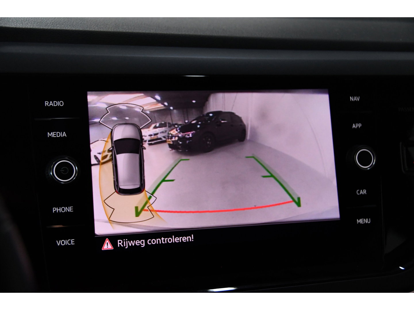 Volkswagen Polo 1.0 TSI R-Line, Full-options, Pano, Camera