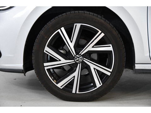 Volkswagen Polo 1.0 TSI R-Line, Full-options, Pano, Camera