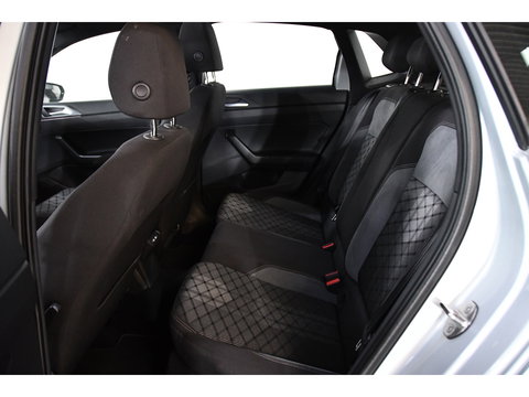 Volkswagen Polo 1.0 TSI R-Line, Full-options, Pano, Camera