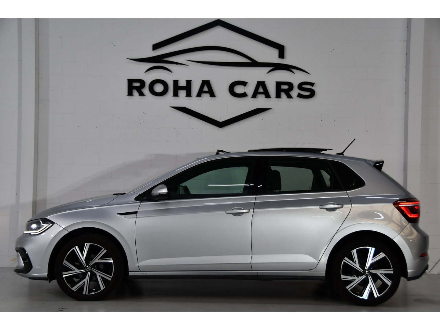 Volkswagen Polo 1.0 TSI R-Line, Full-options, Pano, Camera