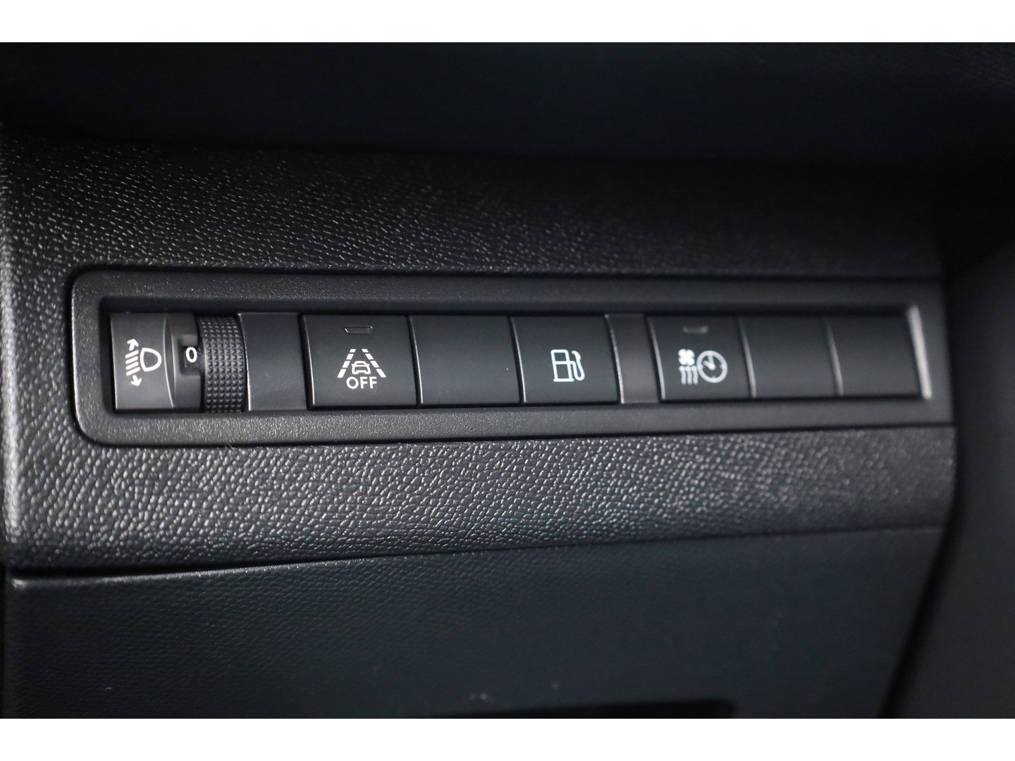 Peugeot 3008 1.6 HYbrid 225 Allure | Trekhaak | Camera | Navi | Apple CarPlay | Cruise Ctrl. | Dodehoek det. Foto dashboard