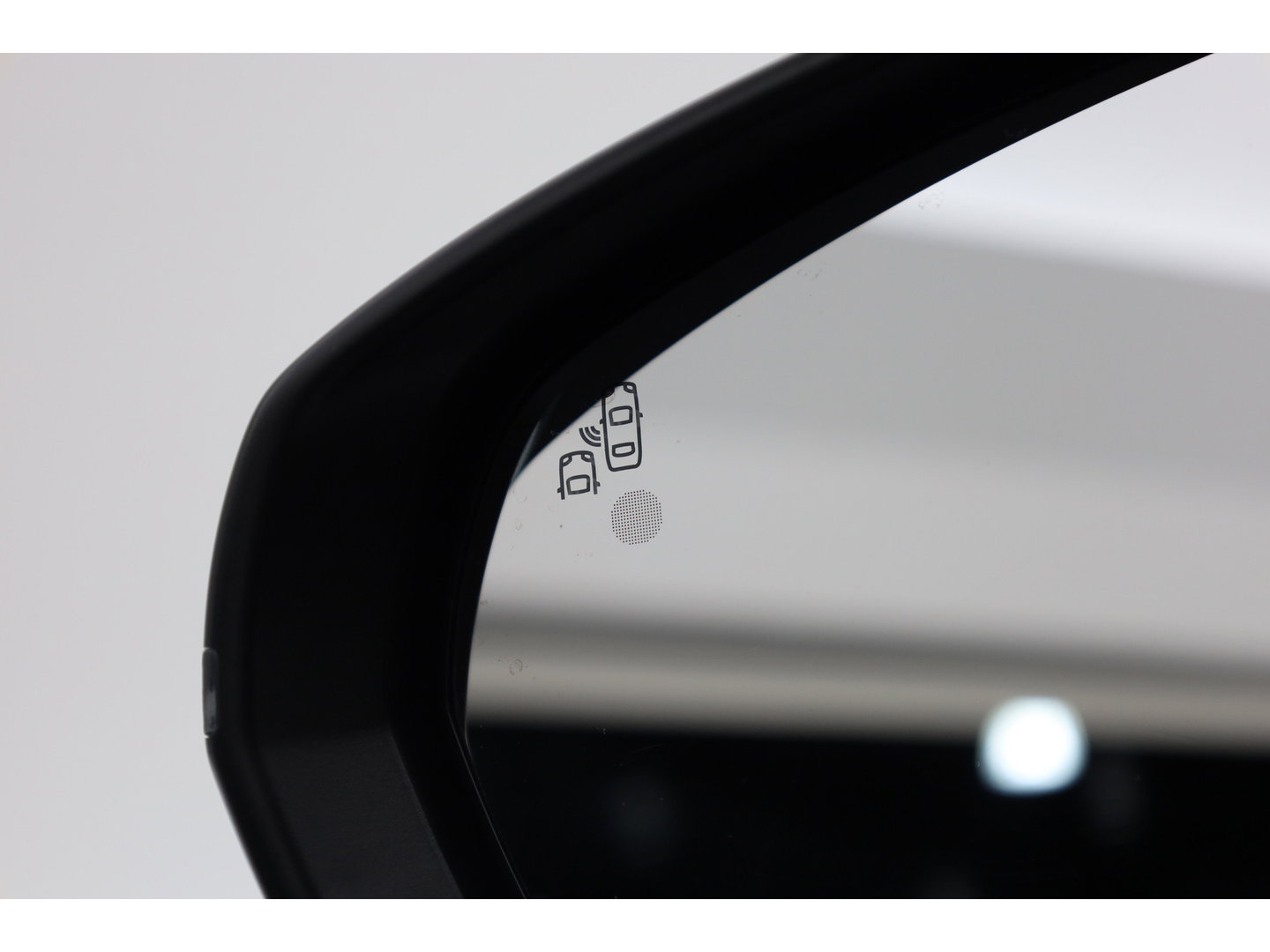 Peugeot 3008 1.6 HYbrid 225 Allure | Trekhaak | Camera | Navi | Apple CarPlay | Cruise Ctrl. | Dodehoek det. Foto dashboard