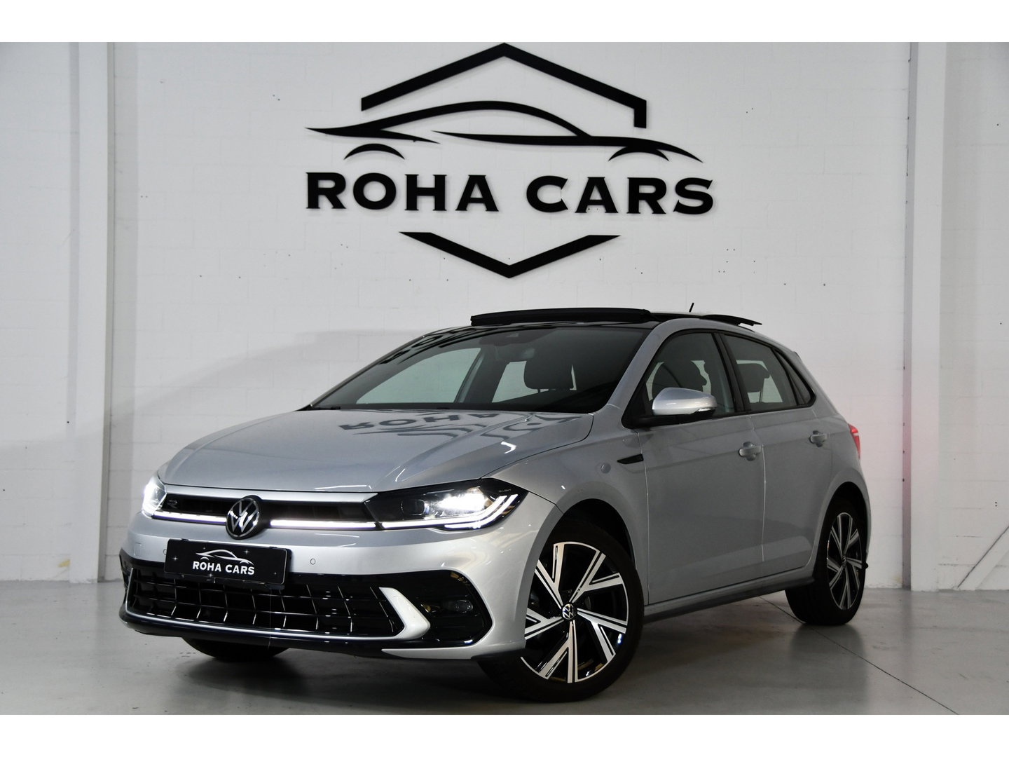 Volkswagen Polo 1.0 TSI R-Line, Full-options, Pano, Camera