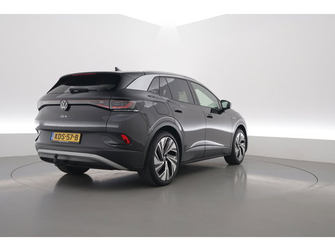 Volkswagen ID.4 1st 77 kWh | SOH 93.4% | Adapt. Cruise | Stoel-Stuurverw. | Elek. Trekhaak | Pano | HUD | 360cam | 21" controleren
