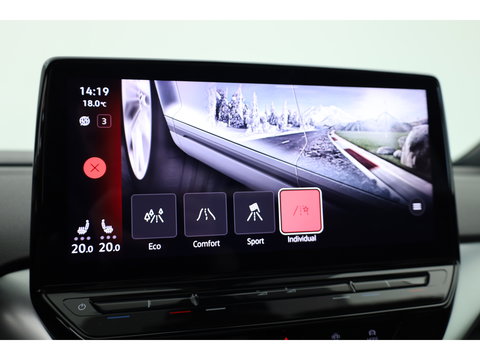 Volkswagen ID.4 1st 77 kWh | SOH 93.4% | Adapt. Cruise | Stoel-Stuurverw. | Elek. Trekhaak | Pano | HUD | 360cam | 21" controleren