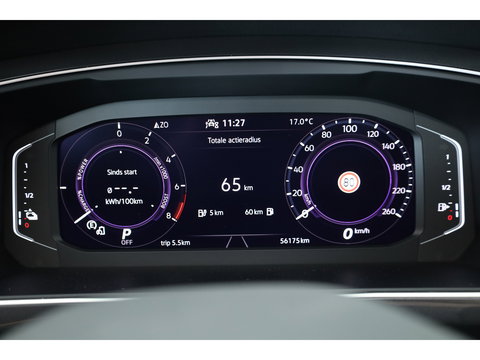 Volkswagen Tiguan 1.4 TSI eHybrid R-Line Business+ | Pano | Elek. Trekhaak | IQ. Light | Stoel- Stuurverw. | Adapt. Cruise | Park Assist |
