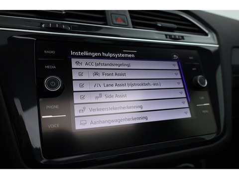 Volkswagen Tiguan 1.4 TSI eHybrid R-Line Business+ | Pano | Elek. Trekhaak | IQ. Light | Stoel- Stuurverw. | Adapt. Cruise | Park Assist |