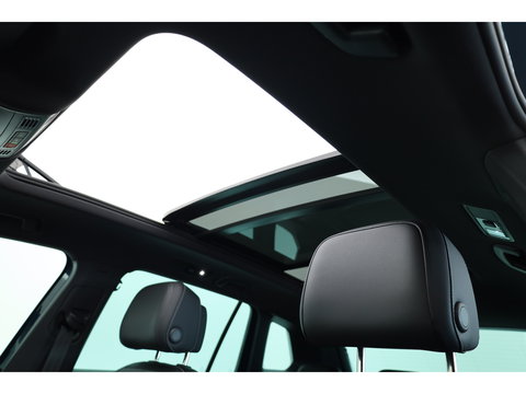 Volkswagen Tiguan 1.4 TSI eHybrid R-Line Business+ | Pano | Elek. Trekhaak | IQ. Light | Stoel- Stuurverw. | Adapt. Cruise | Park Assist |