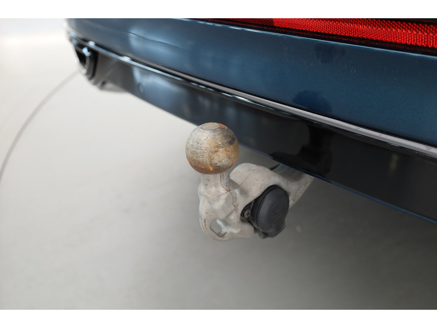 Volkswagen Tiguan 1.4 TSI eHybrid R-Line Business+ | Pano | Elek. Trekhaak | IQ. Light | Stoel- Stuurverw. | Adapt. Cruise | Park Assist |