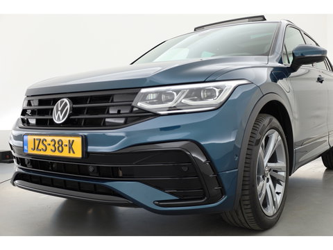 Volkswagen Tiguan 1.4 TSI eHybrid R-Line Business+ | Pano | Elek. Trekhaak | IQ. Light | Stoel- Stuurverw. | Adapt. Cruise | Park Assist |